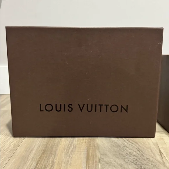 Louis Vuitton Brown Box Set of 2 + Dustbag - 14 x 5 x 10 in & 11.5 x 4.5 x 8 in - Picture 2 of 8